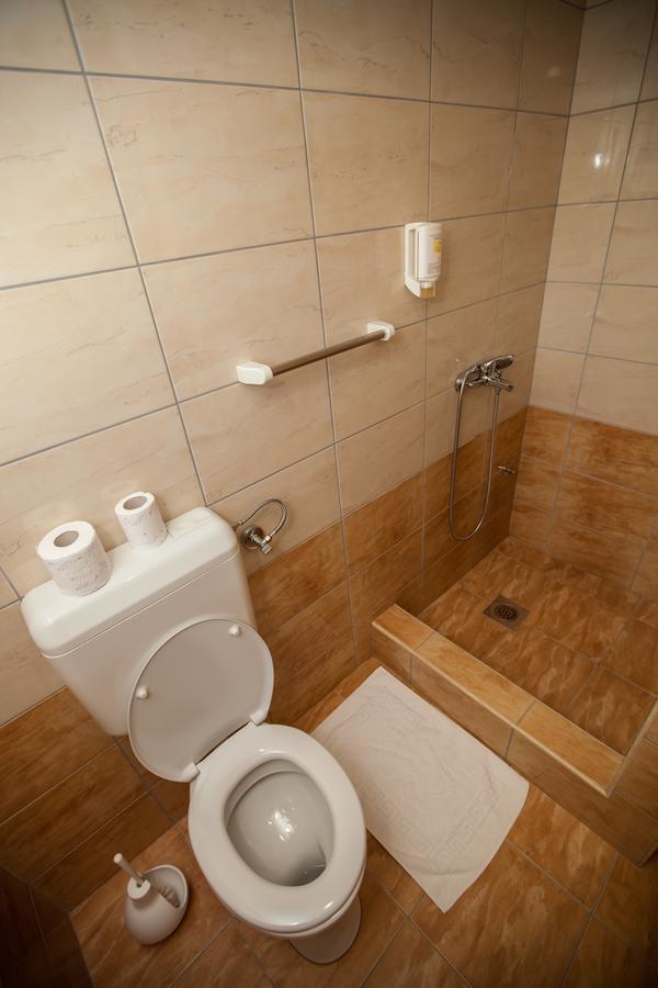 Ninkovic Hotel Trebinje Buitenkant foto
