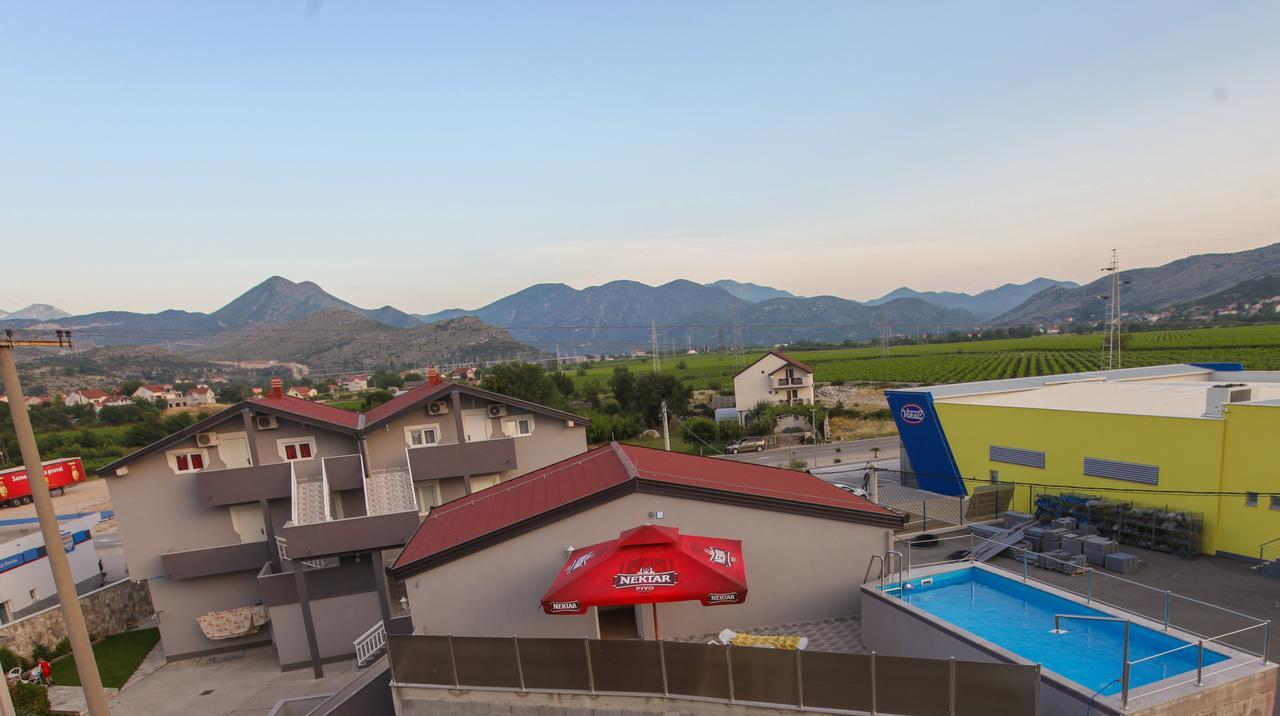 Ninkovic Hotel Trebinje Buitenkant foto
