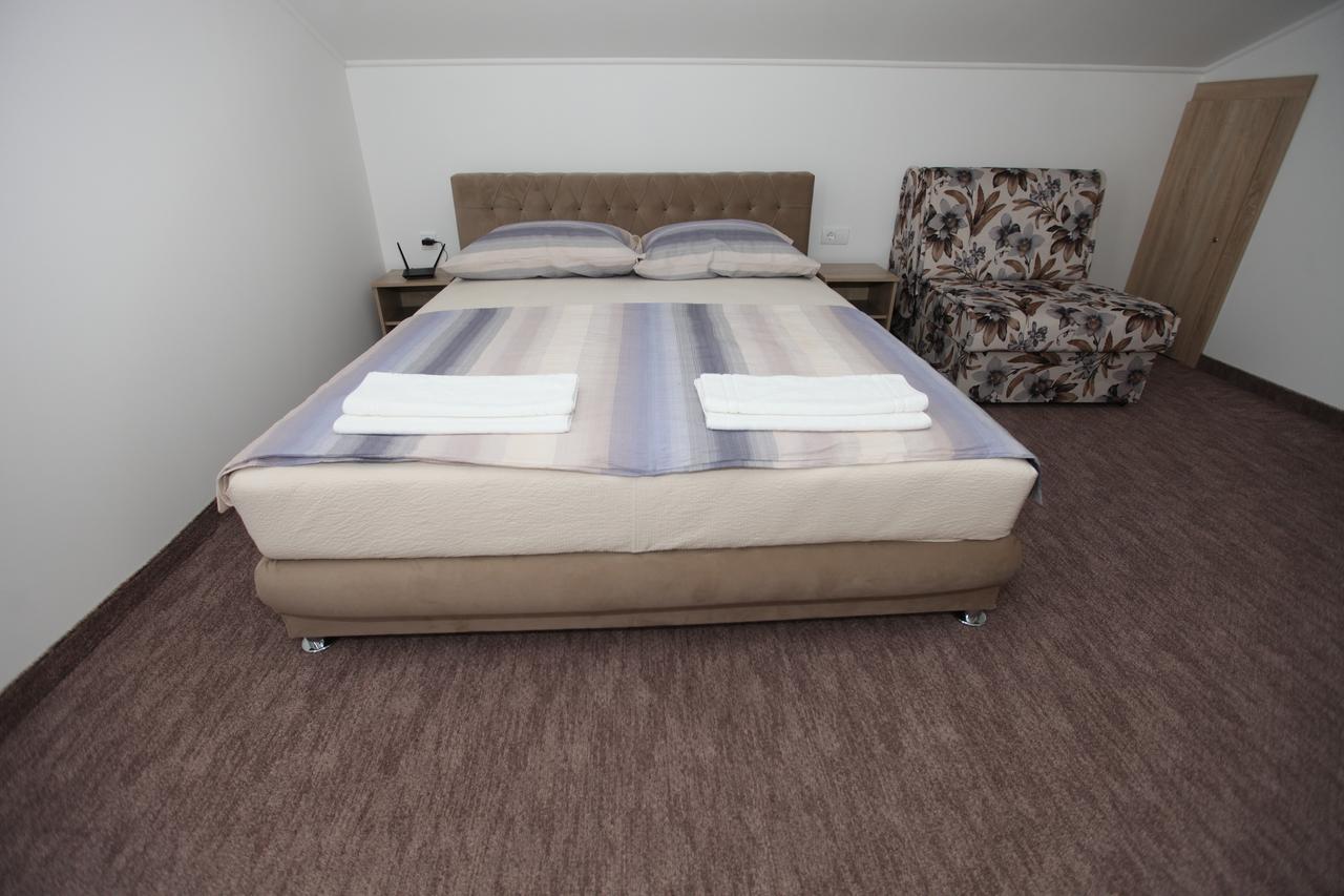 Ninkovic Hotel Trebinje Buitenkant foto