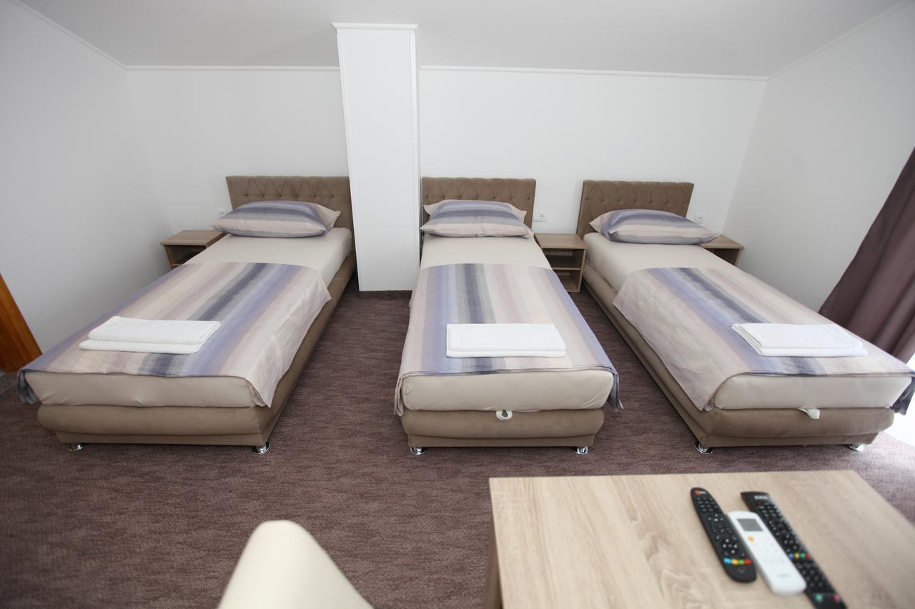 Ninkovic Hotel Trebinje Buitenkant foto