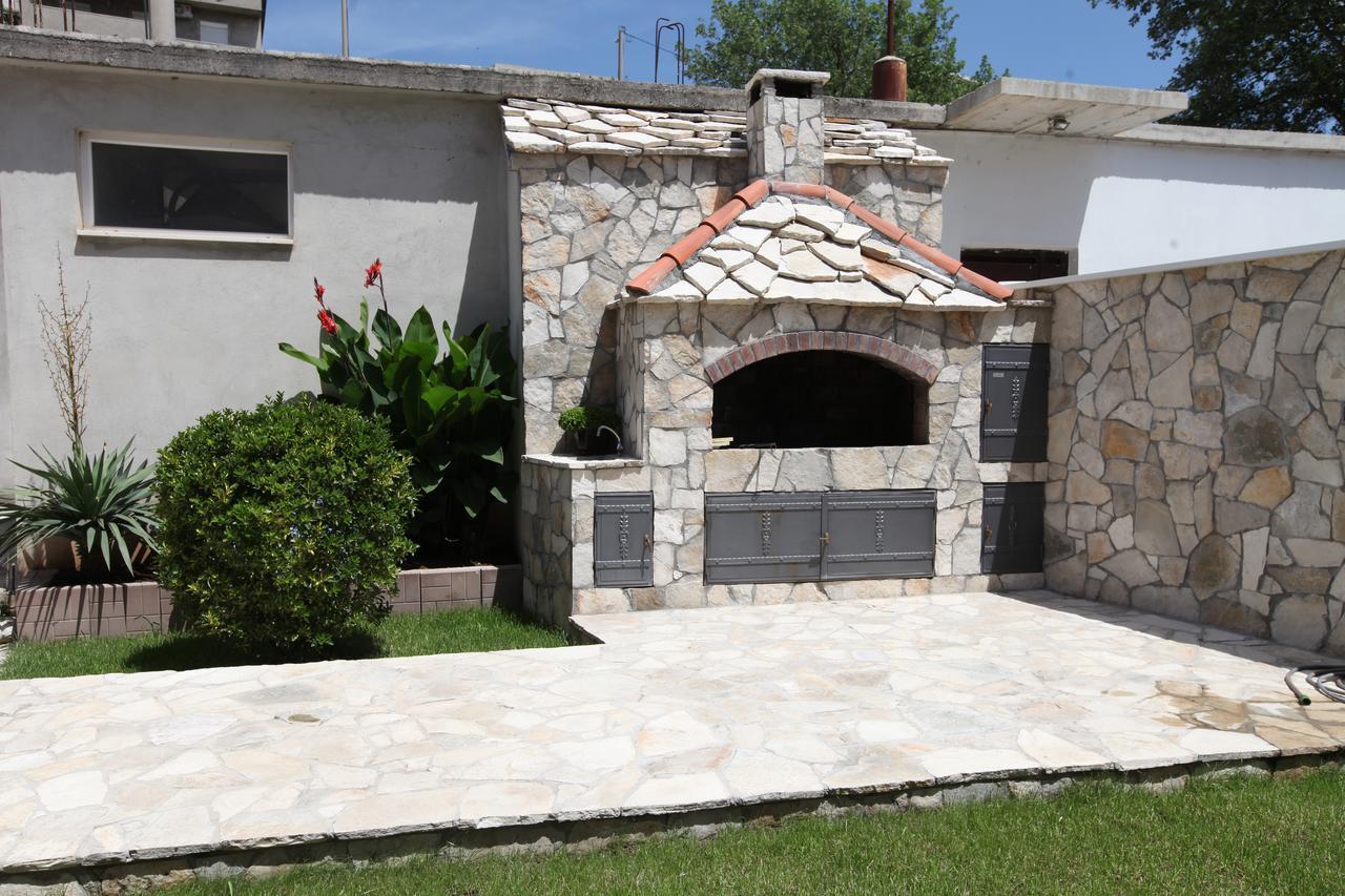 Ninkovic Hotel Trebinje Buitenkant foto
